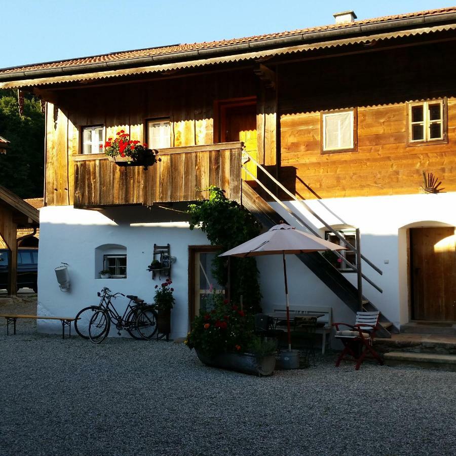 Bauernhof Kaspergut Villa Kirchberg bei Mattighofen Exterior photo